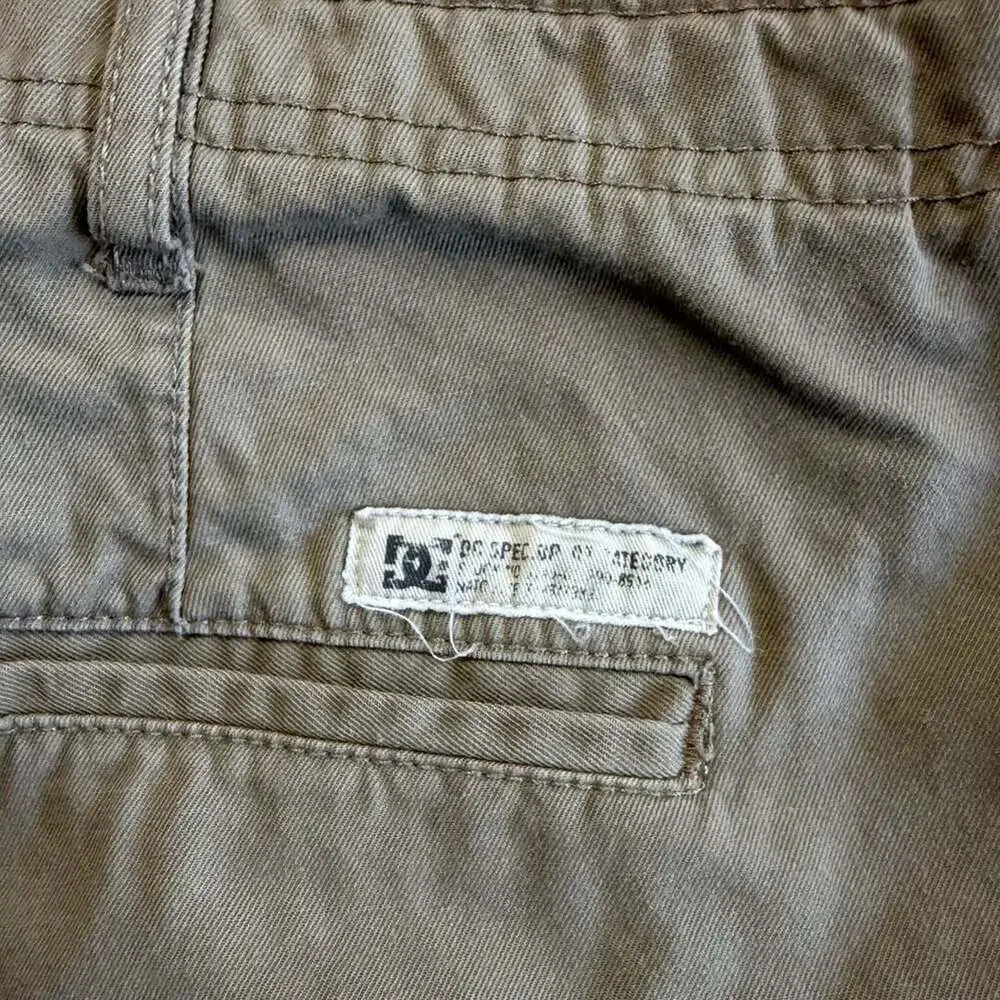 DC Shoes Men's Khaki Chino Flat Front Shorts